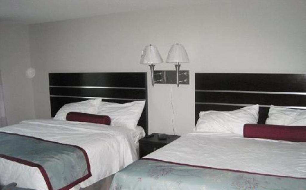 Super 8 By Wyndham Saskatoon Near Downtown Hotel Ngoại thất bức ảnh